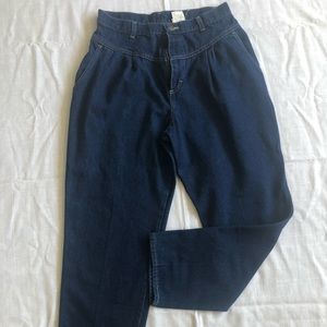 Retro high waisted mom jeans